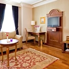 REGENCY SUITES SPA 10.jpg
